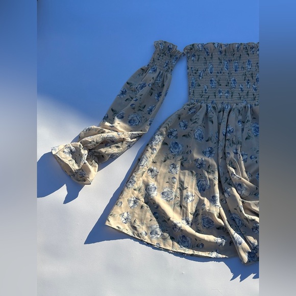 Storets puffy sleeve mini summer floral dress size s/m - Picture 4 of 10